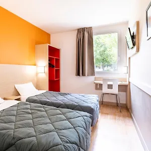 ** Hotel Première Classe Roissy - Aéroport Cdg - France